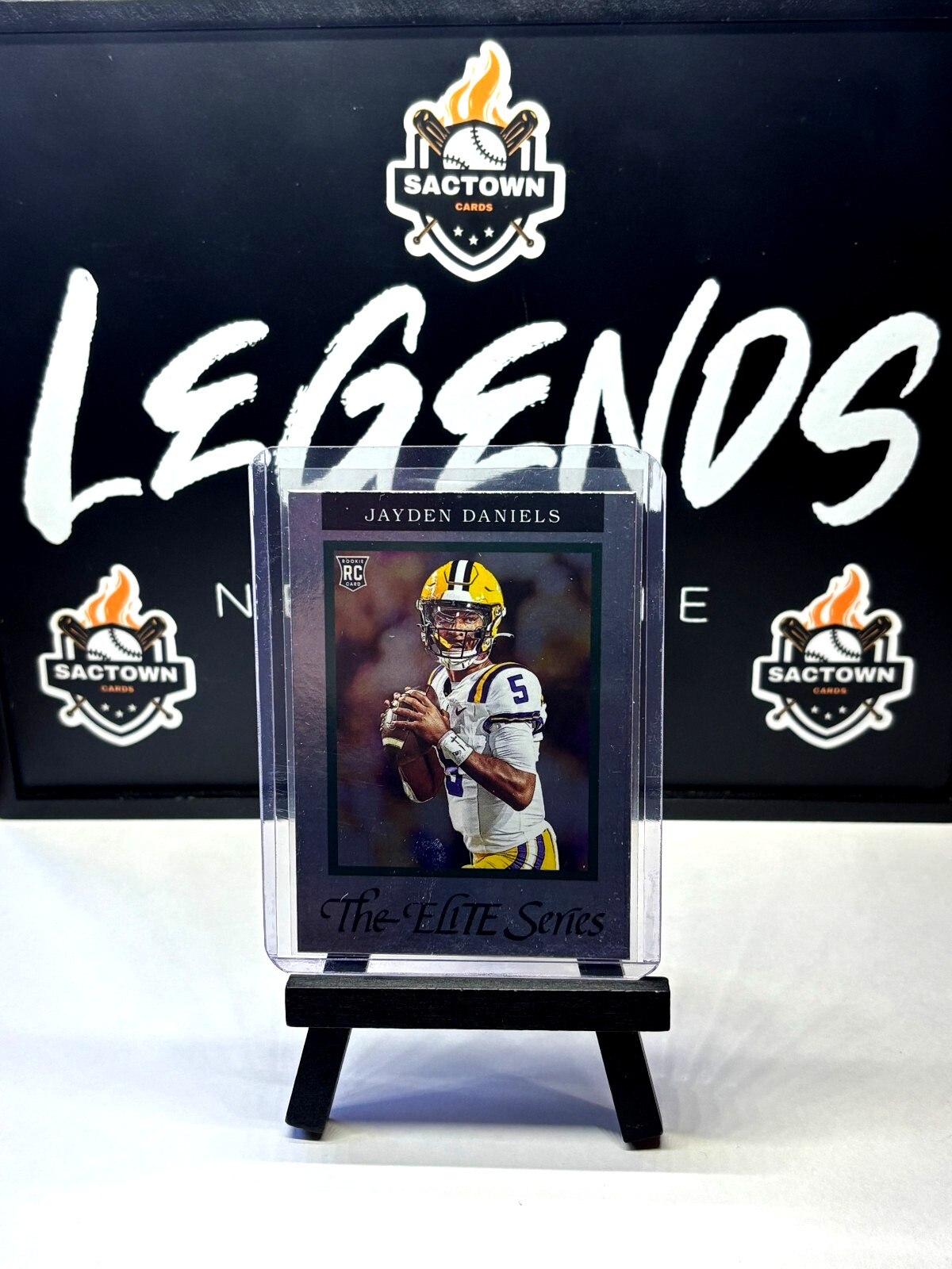 2024 Panini Donruss Elite - 1992 Elite Rookies Jayden Daniels #3 (RC)
