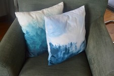 Set of 2 Pre-owned Forest Landscape Throw Pillow Cases and Pillows 18x18 inches