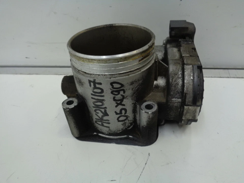 Conjunto de carrocería del acelerador Volvo XC90 2003-2007 30711553 OEM AK2101107 Foto 2 de 4