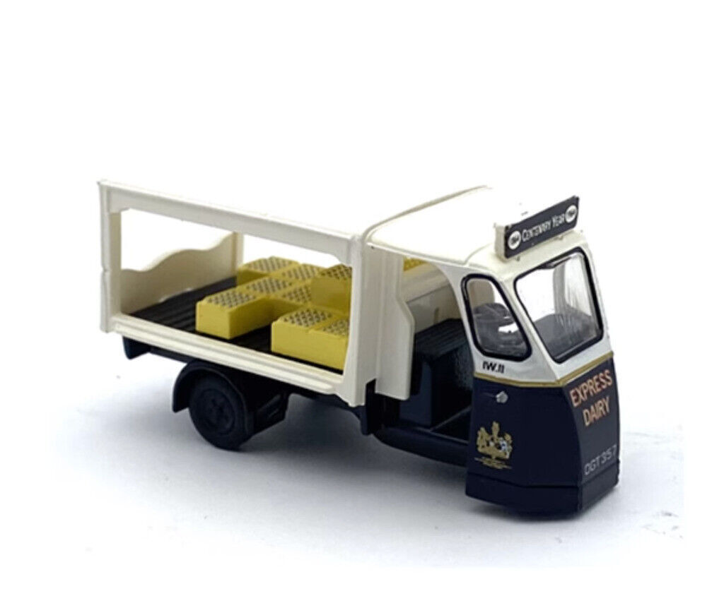 GB 1:76 Milk Buoy Delivery Tricycle Vintage Model Collect