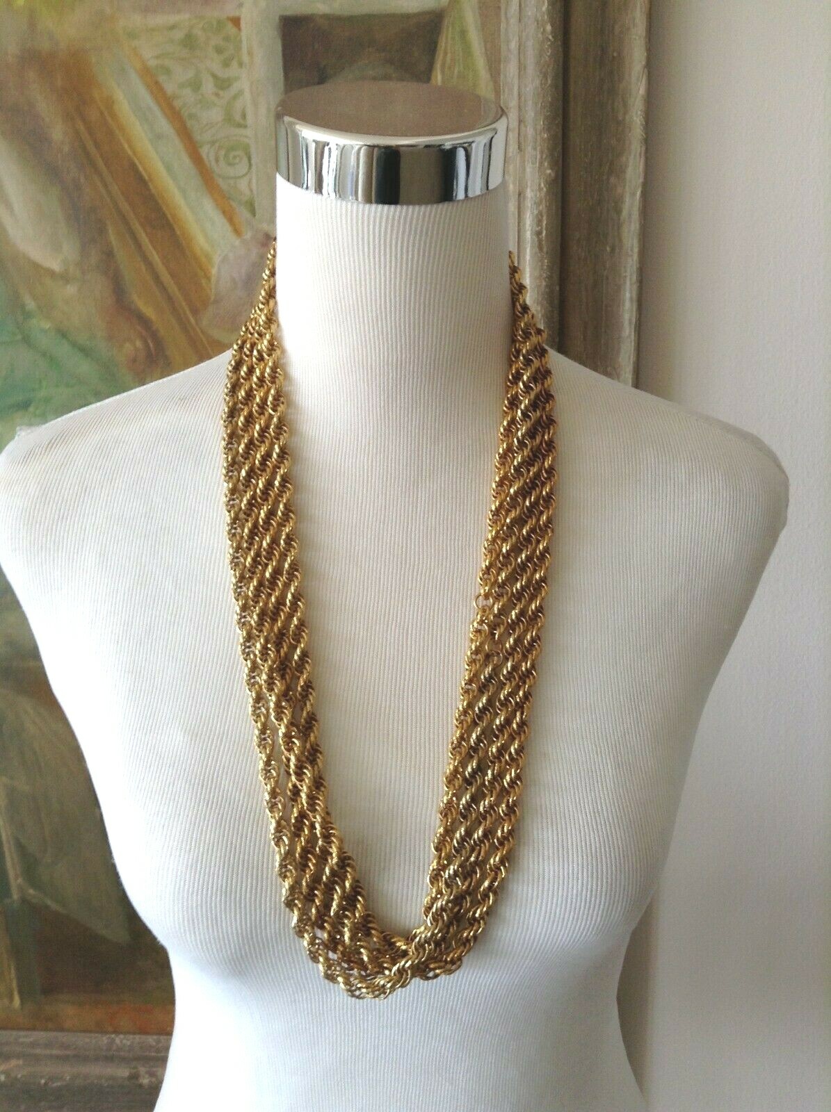 STATEMENT!  Gold Tone, Twisted Multi-Link Chain N… - image 1