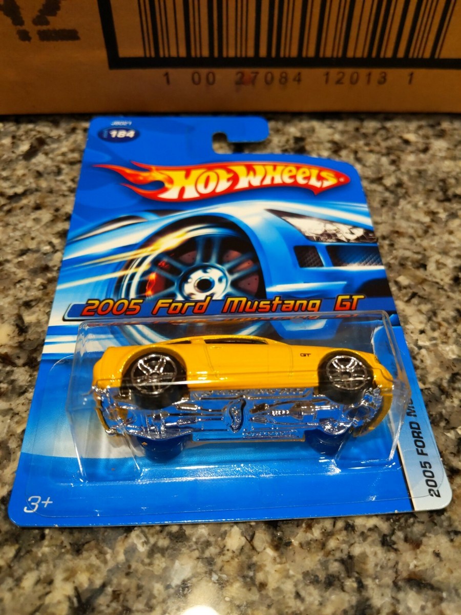 Hot Wheels 2006 Mainline 2005 Ford Mustang GT Yellow PR5 #184 | eBay