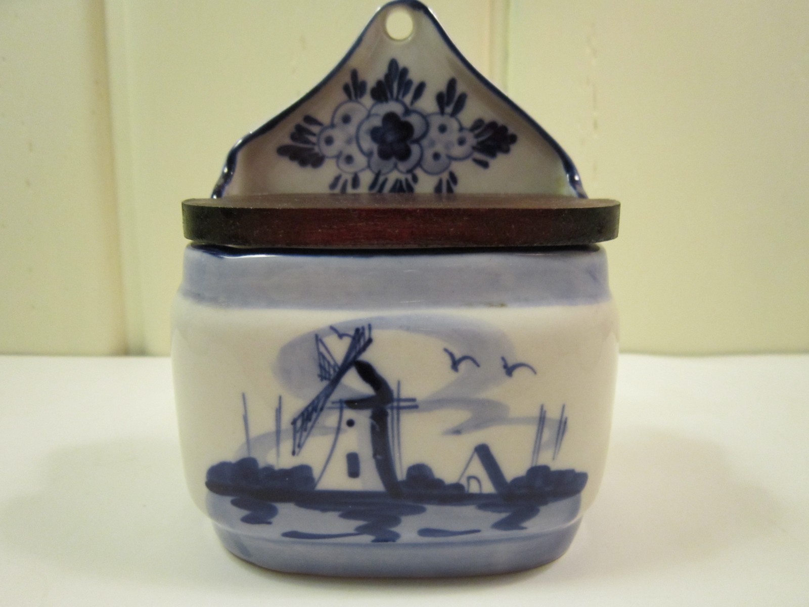 Salt Cellar, Royal Delft, Vintage, Used, Hand Painted, Wooden Lid, 4"x5"x3".