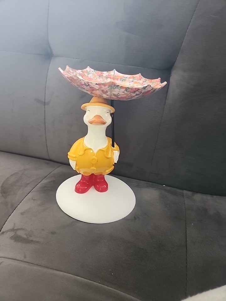 Silly Goose  with Umbrella 3-Wick Candle Pedestal Bath & Bod