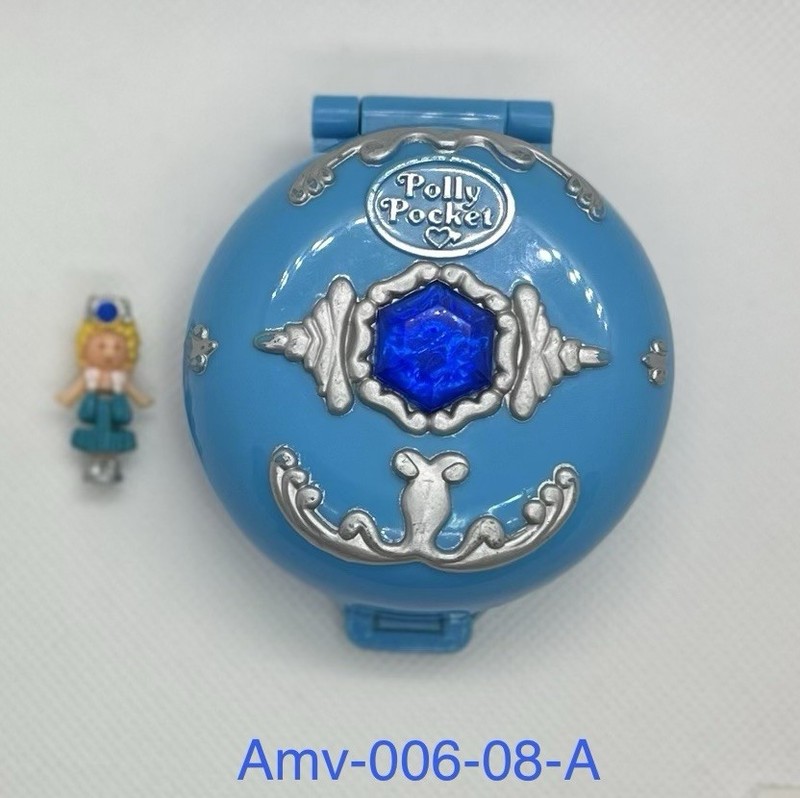 Vintage 1992 Polly Pocket Bluebird Jeweled Sea Compact Collectible w/ 1 Figure