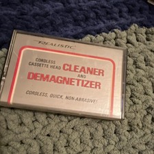 Realistic Cordless Cassette Head Cleaner Demagnetizer for Cassette Tape