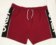 Oakley Swim Trunks Mens XL  Maroon Black Barnie Beach Block  Board Shorts Surf