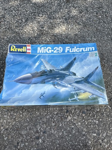 Revell 1/32 Mig-29 Fulcrum Kit No 4717 Missing Part