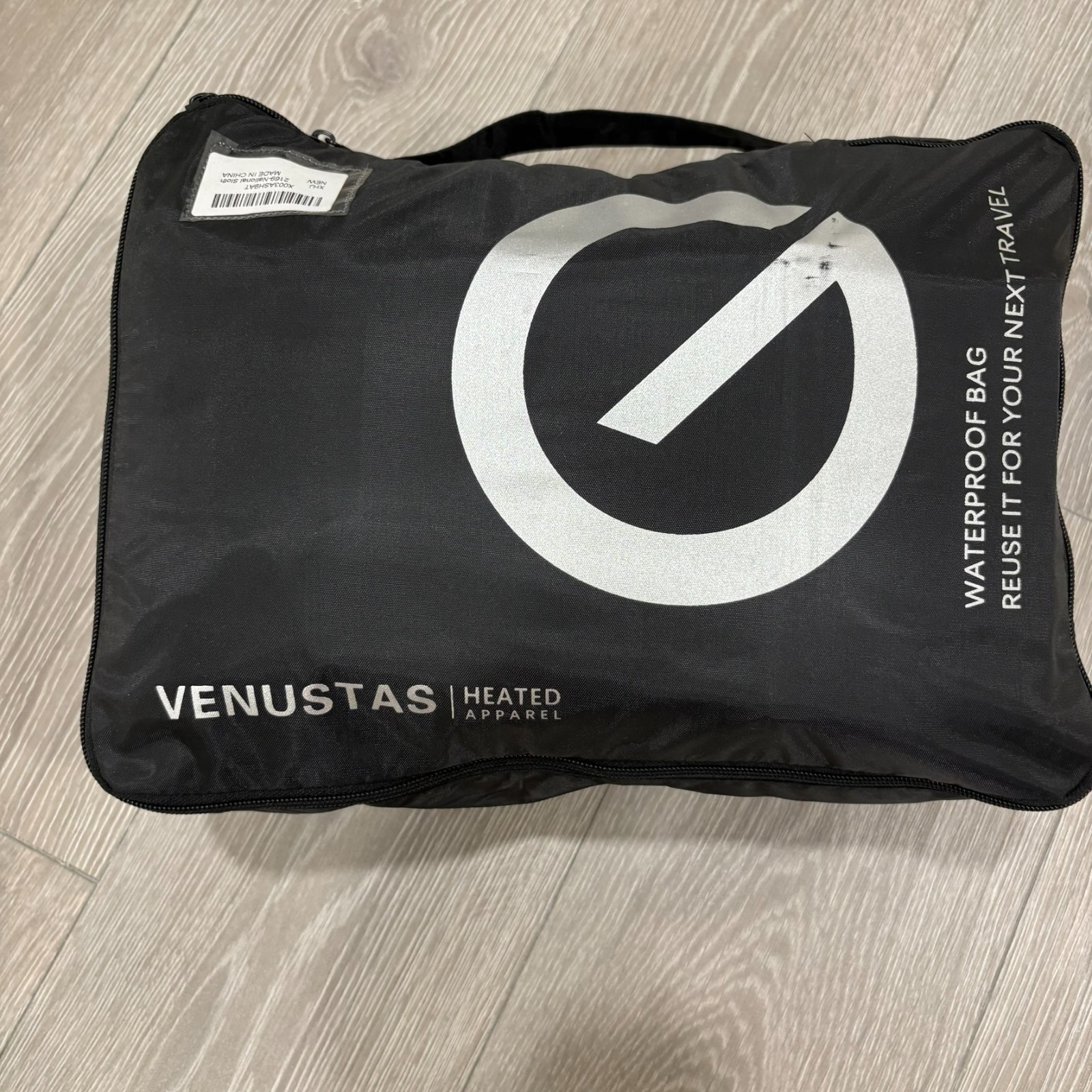 NWT Venustas Unisex Red Heated Wearable Blanket Hoodie W/ Battery Pack One Size image 8