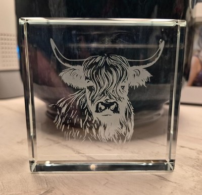 Lasergravierter dekorativer Glasblock