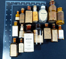 16  ANTIQUE MULTI BRAND / PILL TYPE EMPTY MEDICINE BOTTLE COLLECTIBLE LOT