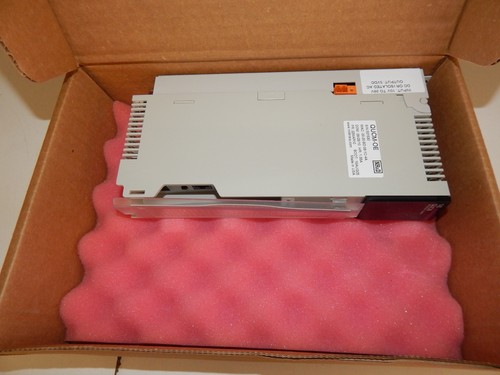 ^^ QUANTUM QUCM-OE UNIVERSAL COMMS PLC NEW- QXBP-001 POWER SUPPLY-NEW (QVR15) - Picture 3 of 5