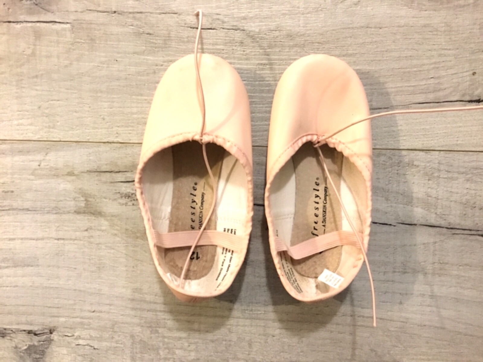 Now free shipping Danskin Freestyle pink ballet shoes, sz12. feels.tv