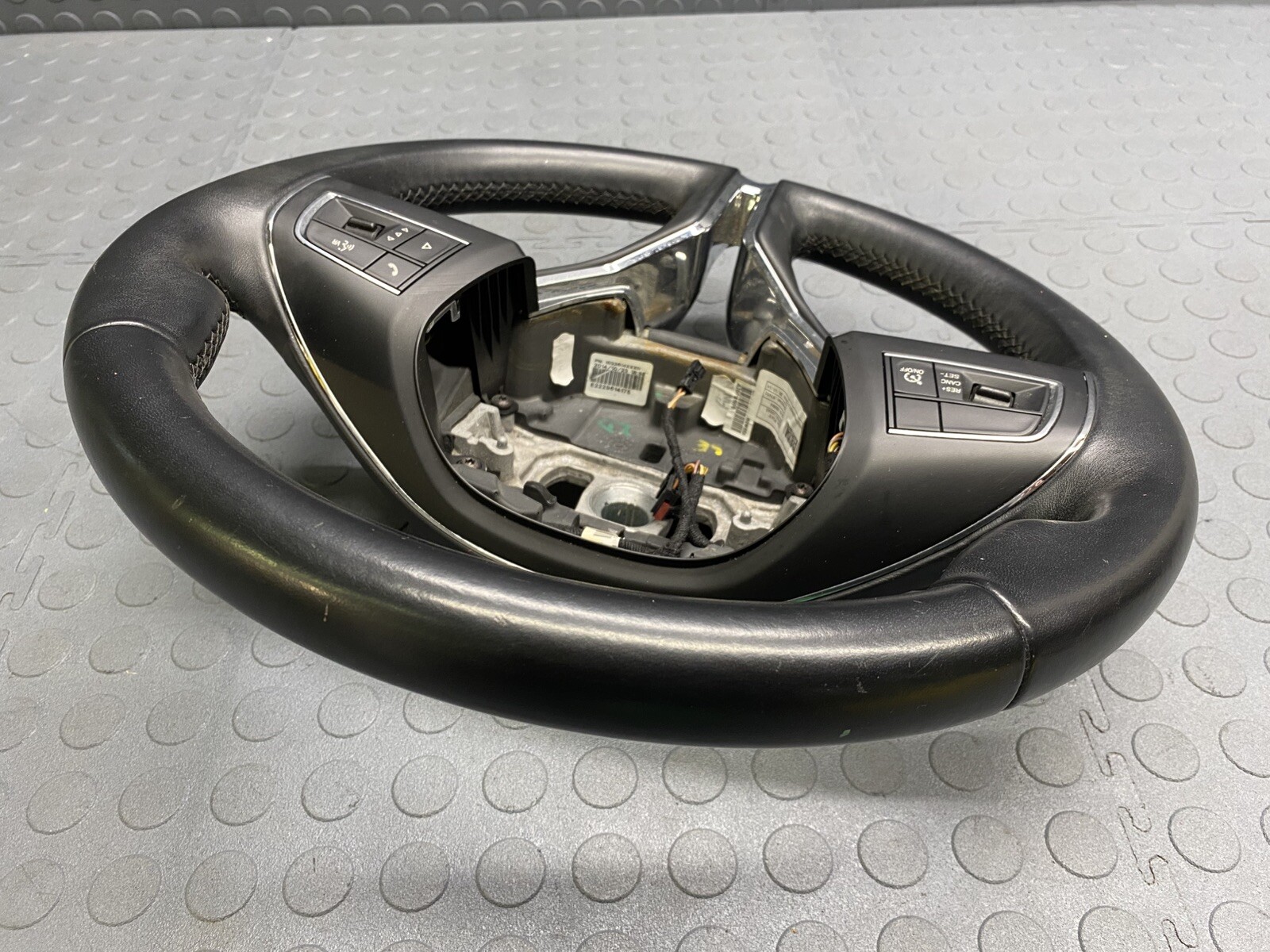Steering Wheel Black Leather 6700116660 Maserati Ghibli Quattroporte 14-17+