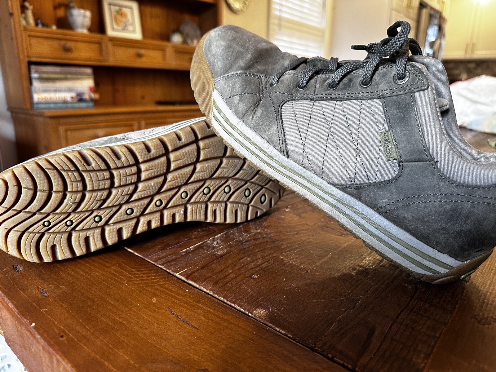 Nice! Oboz Men’s Mendenhall Low Trail Hiking Shoes US 12 eBay