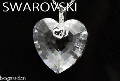 Swarovski Heart Pendant Necklace Crystal Jewelry - 1054608 - NIB