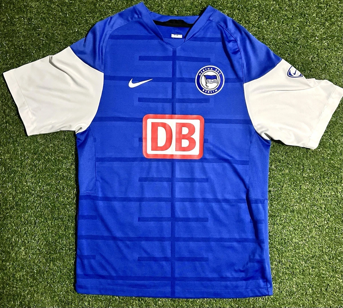 Футбольные фанаты Nike Hertha BSC International Club - огромный