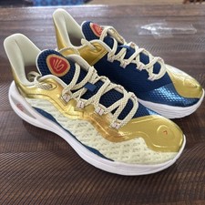 Under Armour Curry 11 3027829-300 Sneaker Gold Basketball Shoe Youth Size 7Y