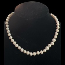 Vintage 17.5  Cultured Freshwater Pearl Necklace Knotted 14K Gold Clasp 7-8mm