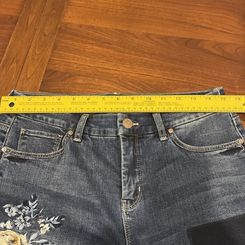 Chico's The So Slimming Girlfriend Ankle Sz 0 Blue Jeans Denim Embroidered - Picture 10 of 10