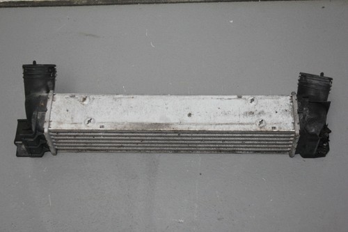 BMW 1ER E82 Coupe 118d 105KW Ladeluftkühler Kühler 7524916