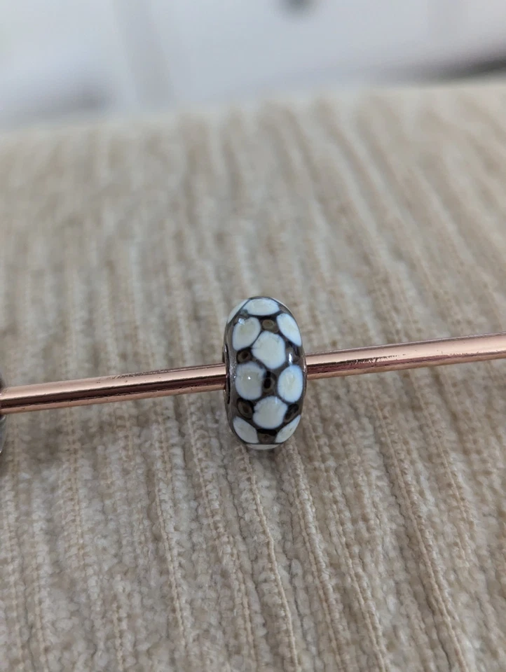 Trollbeads white and beige dot Glass Bead Brand New Bead - Image 2 of 2
