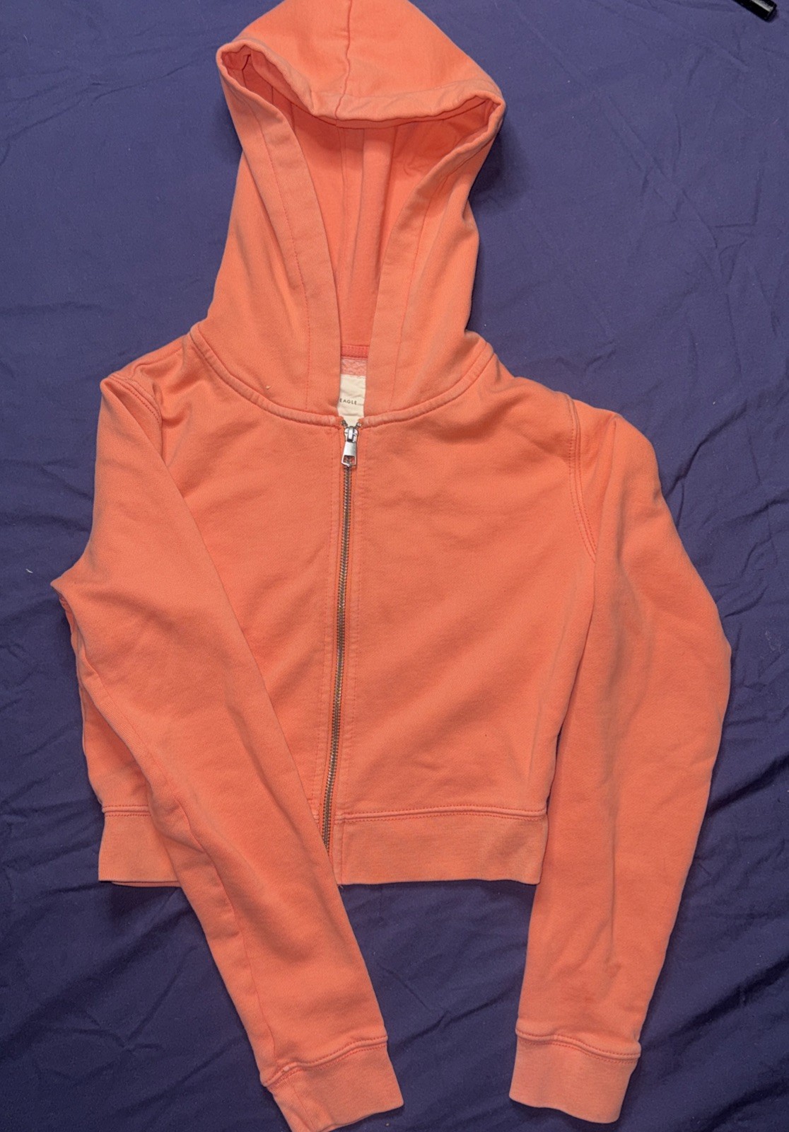 Women’s American Eagle Cropped Zip up Hoodie Size Small Pink/Salmon color!
