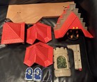 VINTAGE 2004 PLAYMOBIL CASTLE BUILDING PLAY SET — photo 3