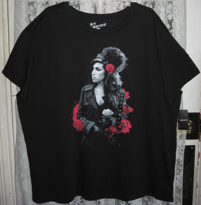 AMY WINEHOUSE & ROSES TEE SHIRT TORRID 2X NWT