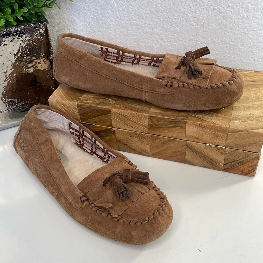 UGG Lizzy marrone ciabatta scarpa da guida mocassino nappa scamosciata pelle di pecora piatta taglia 7