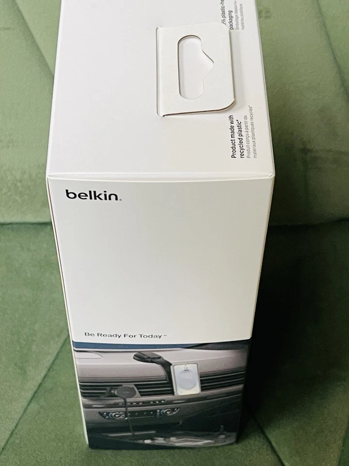 Belkin Wireless Car Charger Magnetic Car Vent+Dash Mount USB-C Cable MagSafe Qi2 - Image 4 of 4