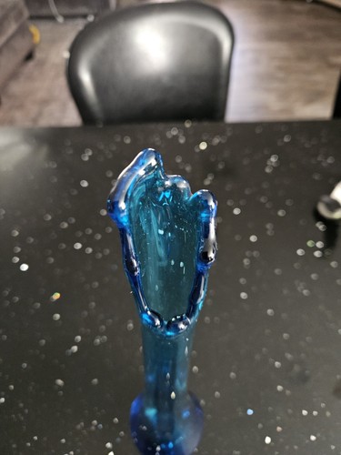 Vintage LE Smith Glass Peacock Blue Smooth 3 Toe Swung Vase MCM Mid-Century 16" - Picture 4 of 4