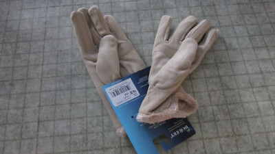 Isotoner gloves Smart Dri Smart Touch Chevron free shipping