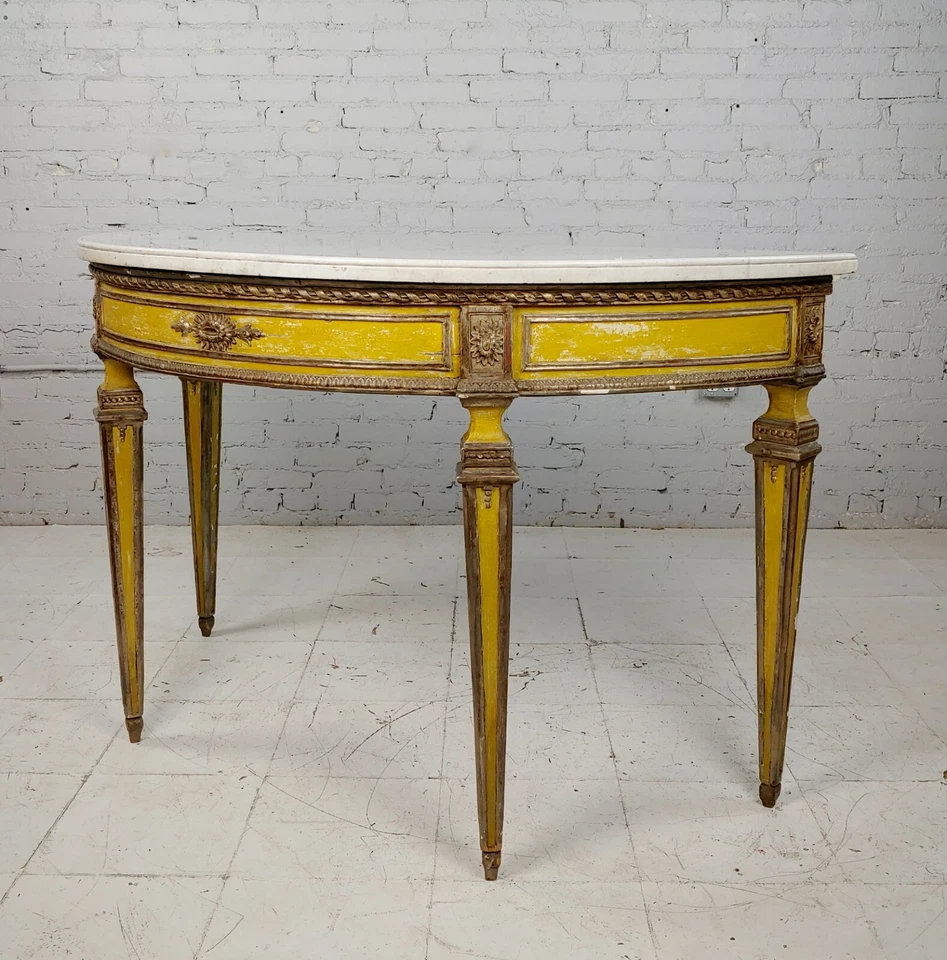 Mesa consola italiana del siglo XVIII Demilune pintada con tapa de mármol Foto 2 de 4