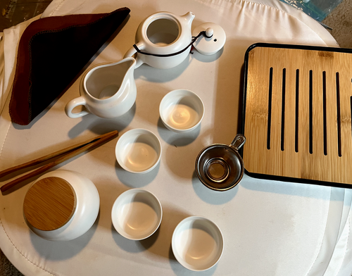 JAPANESE PORTABLE ADORABLE SMALL COMPLETE TEA SET – PORTABLE BAG - Picture 3 of 5