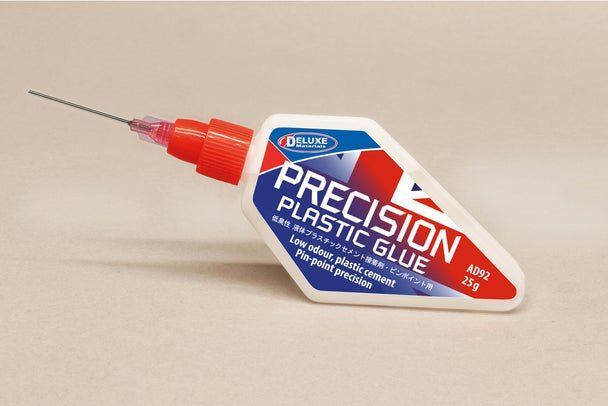 Precision Plastic glue 25g Deluxe Materials AD-92