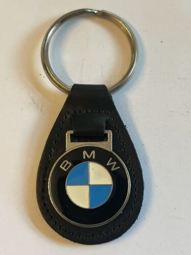 RARE EXQUISITE 1970s VINTAGE ENAMEL ”BMW” DEALER COWHIDE KEYCHAIN RING FOB LQQK - Picture 6 of 13