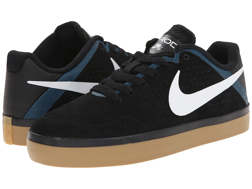 nike clutch