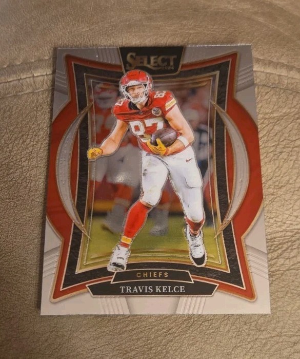 Travis Kelce 2024 Panini Select #97 Kansas City Chiefs Concourse 