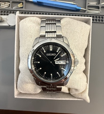 Seiko Mens Quartz Watch 40mm Black Sunburst D...