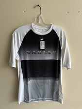 Oakley Mens Camou Rashguard Active Top Short Sleeve Tee Multicol Size Large S402