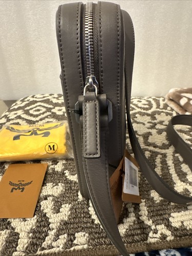 MCM KLASSIK CROSSBODY IN MAXI MONOGRAM LEATHER GRAY. MMRESKK02FF001 - Picture 12 of 14
