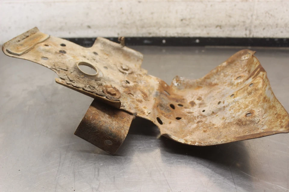 Suzuki Quadrunner 1987 4x4 LT4WD PLACA DE DESLIZAMIENTO INFERIOR DELANTERA PROTECTOR H164 Foto 4 de 4