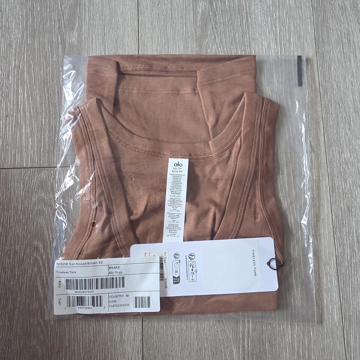 タイムレス Tシャツ Alo yoga xs 【公式ショッピングサイト】