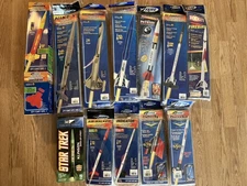 Lot Of 12 Estes  & MPC Model Rocket Kits