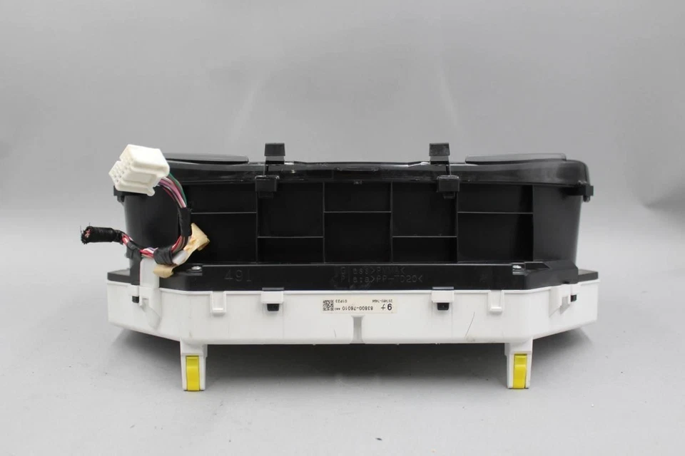 Grupo de velocímetros 119 k millas MPH compatible con Lexus CT200H 2011-2012 OEM #35262 Foto 3 de 4