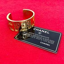 Chanel Matelassé Bracelet Women Gold One Size