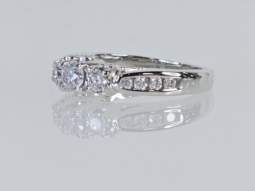 14K White Gold APX 1/2 CTW Round Diamond Engagement Ring Sz 3.25 (AM1086954) - Picture 3 of 6