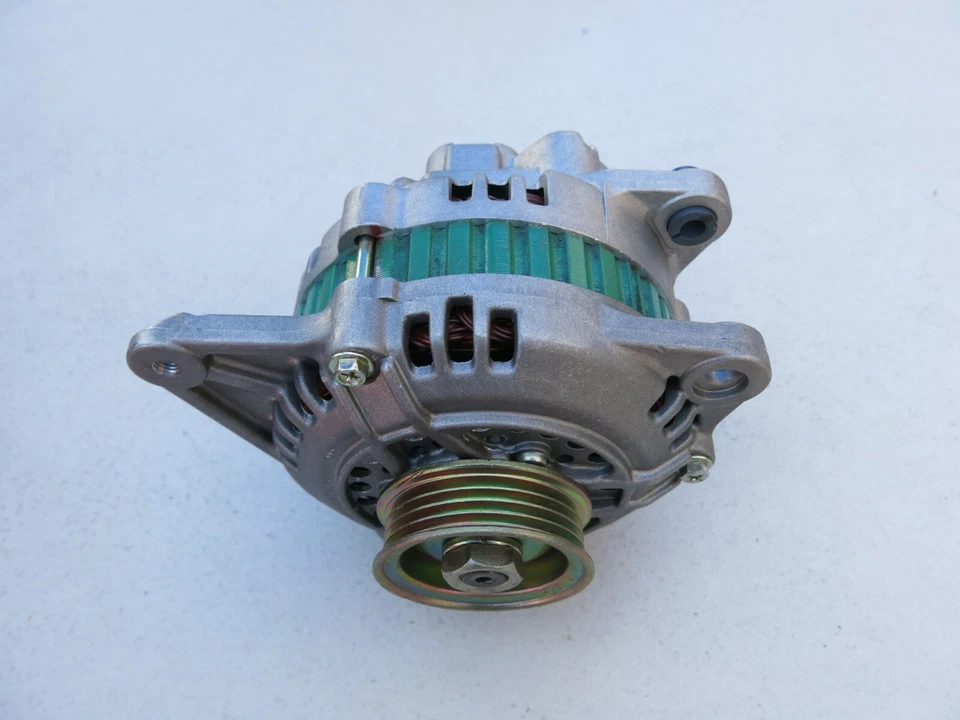 Alternador BOSCH Reman para 89-94 Dodge, Eagle, Mitsubishi, Plymouth (AL4002X) Foto 2 de 4