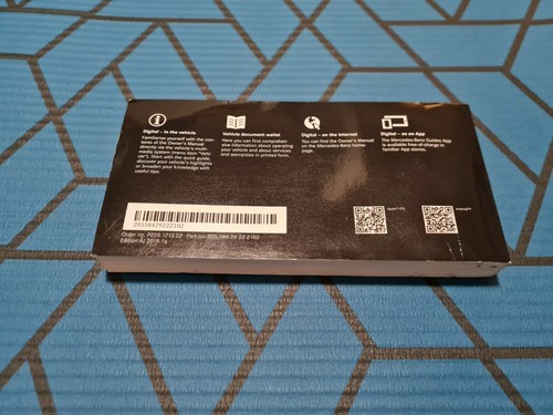 MERCEDES C-CLASS SALOON W 205 OWNERS MANUAL HANDBOOK 2014-2019 - Picture 2 of 2